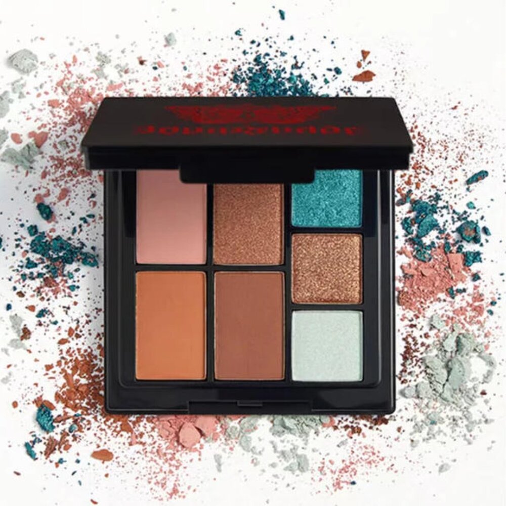 NWT REINA REBELDE Wet Dry Eye Color Palette